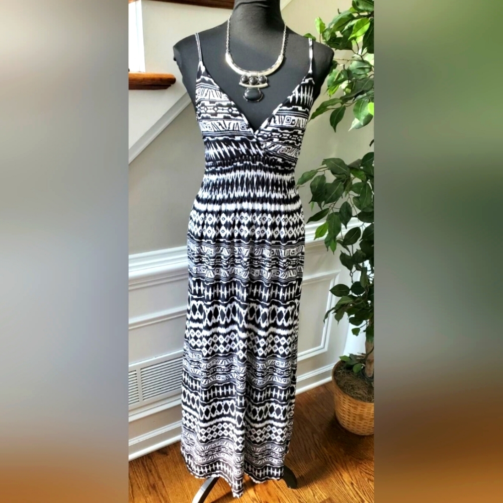 Bobbie Brooks V-Neck Aztec Polyester Dress Size XL